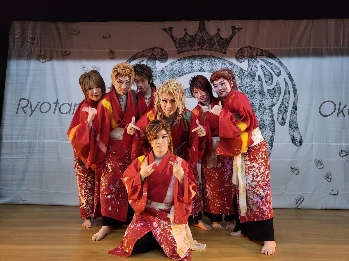 ryotaro_gekik9's tweet photo. 浪速クラブ１ヶ月皆さんお疲れ様でした✨勉強になった１ヶ月でした
通ってくれたファンにはほんまにありがとうございました❤️
#大衆演劇
#厳しい
#１ヶ月
#ファン
#卒業 https://t.co/zBWuQJnw1Z