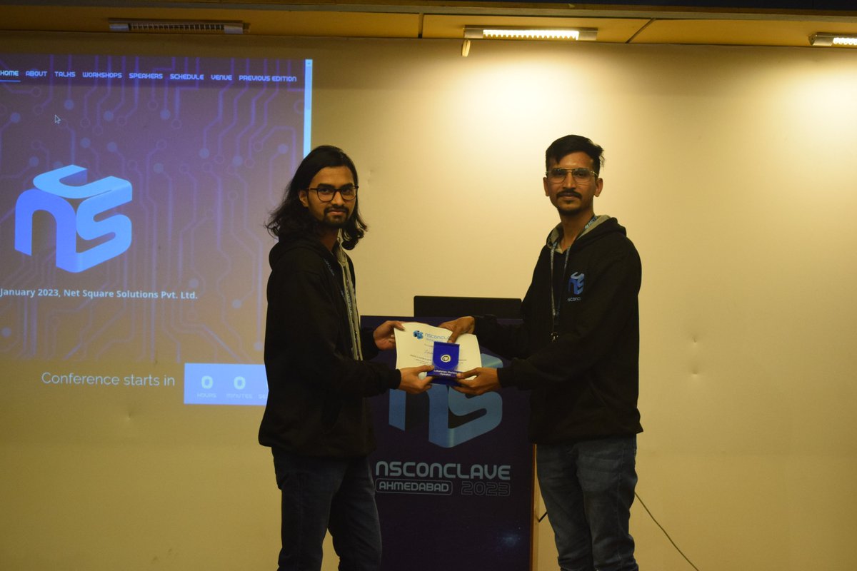 Presenting the memento to our speaker <a href="/uchihaluckycs/">Lakshman Garkini</a> of #NSConclave2023 on Talk: Create a custom plugin in Burpsuite using the extension by our Head of Professional Services <a href="/_RaviRamesh/">રવિકુમાર રમેશ પાઘડાળ 🇮🇳</a> 

#Conference #CyberSecurity #infosec 

🌐For more info: nsconclave.net-square.com/custom-plugin-…