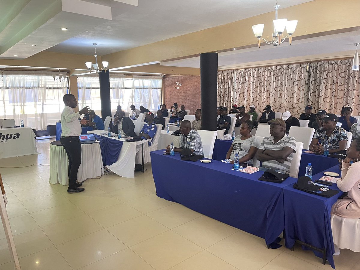 DahuaKE's tweet photo. #dahuaeastafrica would like to appreciate all technicians and clients who attended our conference in Bungoma on Saturday.
We appreciate your continued partnership and hope to continue growing together. 🤝
#Dahua #dahuaeastafrica #dahuatraining #amazingcustomers #dahuacctv https://t.co/5aCxeBN2Nc