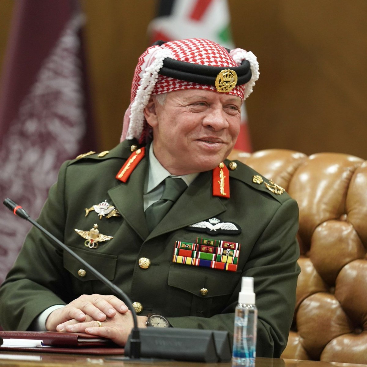 يطول بعمرك سيدنا .. كل عام وجلالة سيدنا بصحة وعافية  #عيد_ميلاد_الملك_61