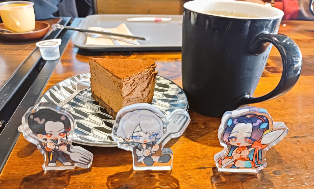 #分心食一喙
#孤兒分你食
#食飯配扁食
算下午茶？