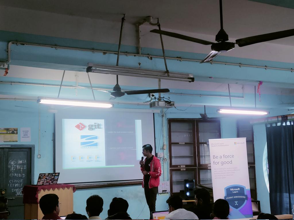 OpenCodeyard's tweet photo. @imanishbarnwal on stage to speak on Get started with Git, GitHub and start your journey in Opensource ✨

Synergy in action at GCELT 🔥🔥

@hack4bengal #h4bS2 #ocy #opensource https://t.co/gNXYERJxis
