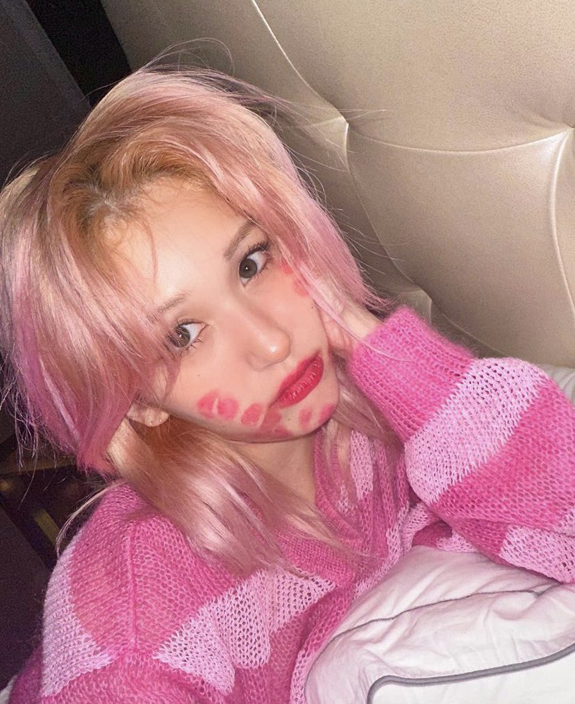 somi_instagram's tweet photo. 230130
somsomi0309:
💖💔💖
Who kissed me ¿

#SOMI #소미 #전소미 @somi_official_ https://t.co/W9AR1t470F