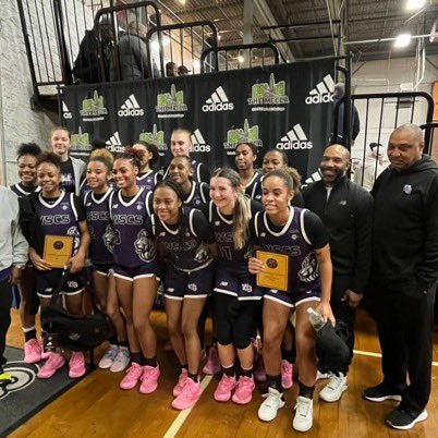 Quinton (@quint_lewis) on Twitter photo Weekend finished! Goals reached! Bonds made! Great weekend ladies! My opinion… We were the best defensive team this weekend! Back to work this week!!! So proud! <a href="/DelaneyRudd4/">Delaney Rudd</a> <a href="/JaquoriaRucker/">jay ruck</a> <a href="/AysiaHinton/">Aysia Hinton</a> <a href="/ksadams21/">Kait Adams</a> <a href="/hooperjay__/">Jada Creech</a> <a href="/MarajaPass3/">Maraja Pass</a> <a href="/Skylatuthill/">Skyla Tuthill</a> <a href="/GlennAmaya/">Amaya Glenn</a> Weekend finished! Goals reached! Bonds made! Great weekend ladies! My opinion… We were the best defensive team this weekend! Back to work this week!!! So proud! <a href="/DelaneyRudd4/">Delaney Rudd</a> <a href="/JaquoriaRucker/">jay ruck</a> <a href="/AysiaHinton/">Aysia Hinton</a> <a href="/ksadams21/">Kait Adams</a> <a href="/hooperjay__/">Jada Creech</a> <a href="/MarajaPass3/">Maraja Pass</a> <a href="/Skylatuthill/">Skyla Tuthill</a> <a href="/GlennAmaya/">Amaya Glenn</a>