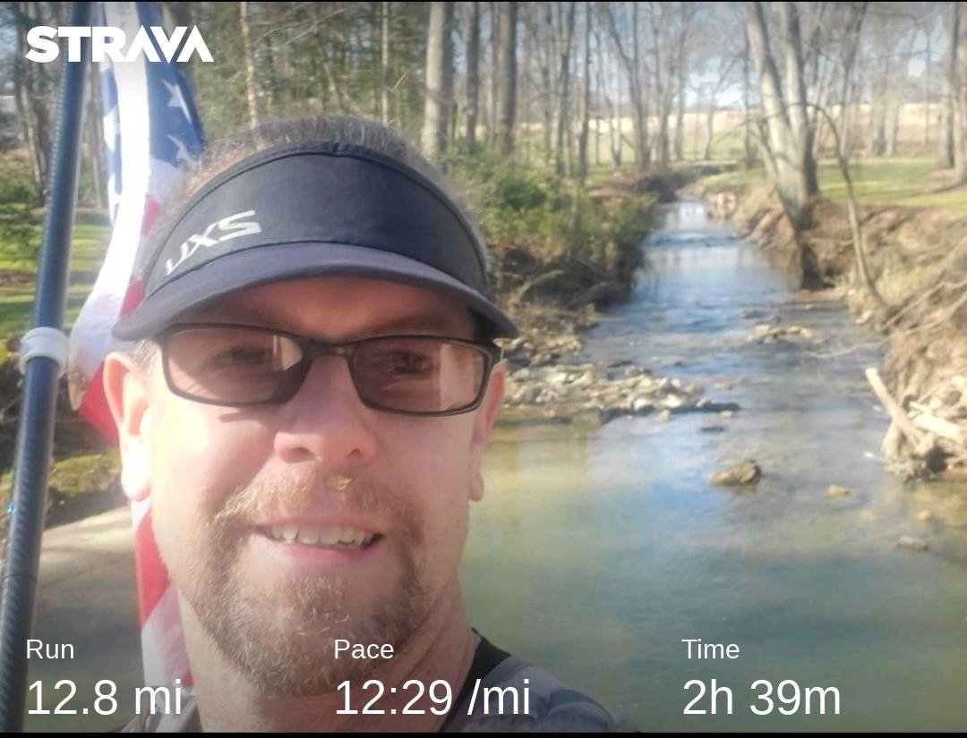 JohnOliverClark's tweet photo. Yesterday was a great day for a half marathon carrying the Flag: #yeahthatgreenville #GreenvilleSC #FlagRunner #Hartness  #LongLiveTheConstitution
https://t.co/2ga60AMmTG https://t.co/mZfd651VQB
