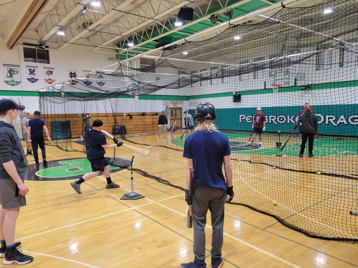 Sunday night's are for the boy's, another great turn out #PembrokeDragons⚾️