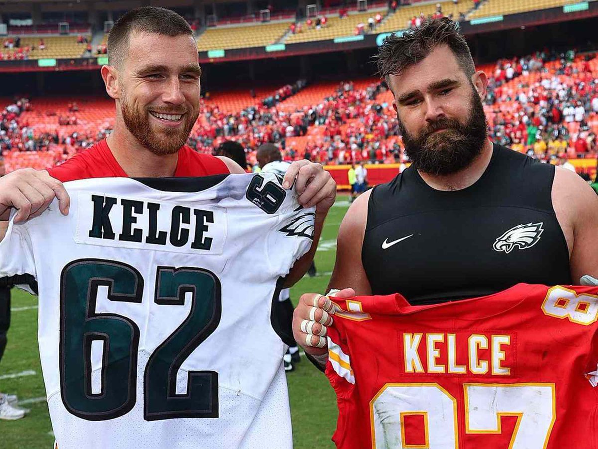 PumpkinNation's tweet photo. Kelce Bowl! Here we go! Cleveland Heights own! #SuperBowlLVII https://t.co/u9ugGvGNXK