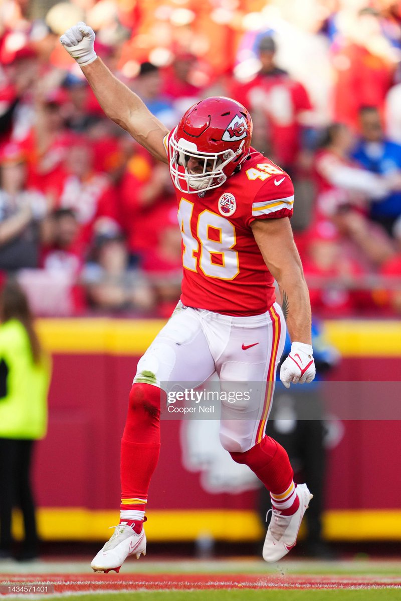DrunkOldGrad's tweet photo. Ayyye Cole Christiansen is going to the Super Bowl 🫡 #GoChiefs https://t.co/fuyh88spj3