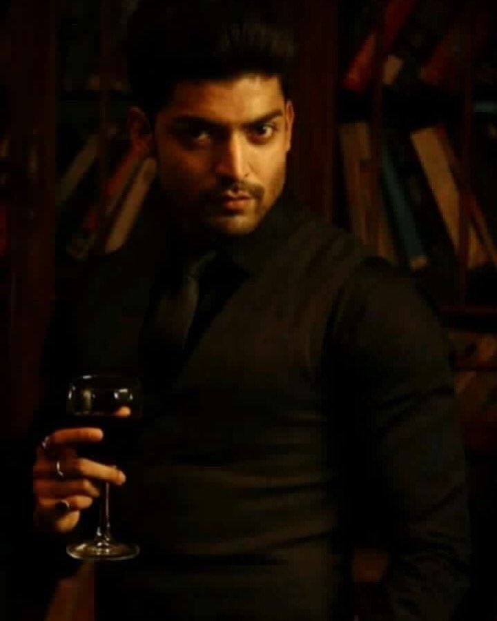 surely one of my fav pictures 💕 the magic of #jaidevdhanrajgir is unforgettable 🥰❤️ 
#8yearsofkhamoshiyan 
.
<a href="/gurruchoudhary/">GURMEET CHOUDHARY</a> 
my angel 💓
.
my champ 💖 my shining star 💖 my super star 💖 my rock star 💖 #GurmeetChoudhary 💖💖 love you unlimited 💙😘🤗