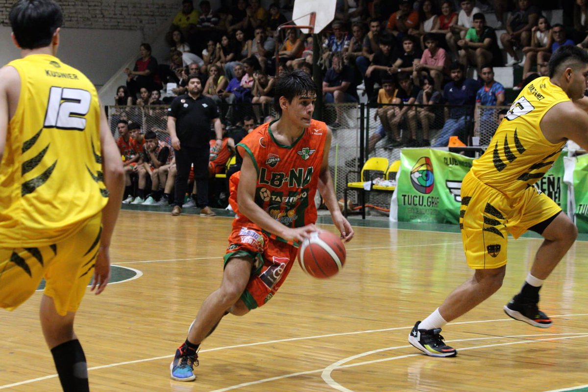 LBNAbasket's tweet photo. #PrimeraFecha #LigaFederal

Final del partido 

#LBNABasket 54  #TalleresdeTafíViejo 62

A no decaer!! 

#SomosLBNABasket
#LigaFederal 
#VamosFusión 💪 https://t.co/UO7SeXfgzU