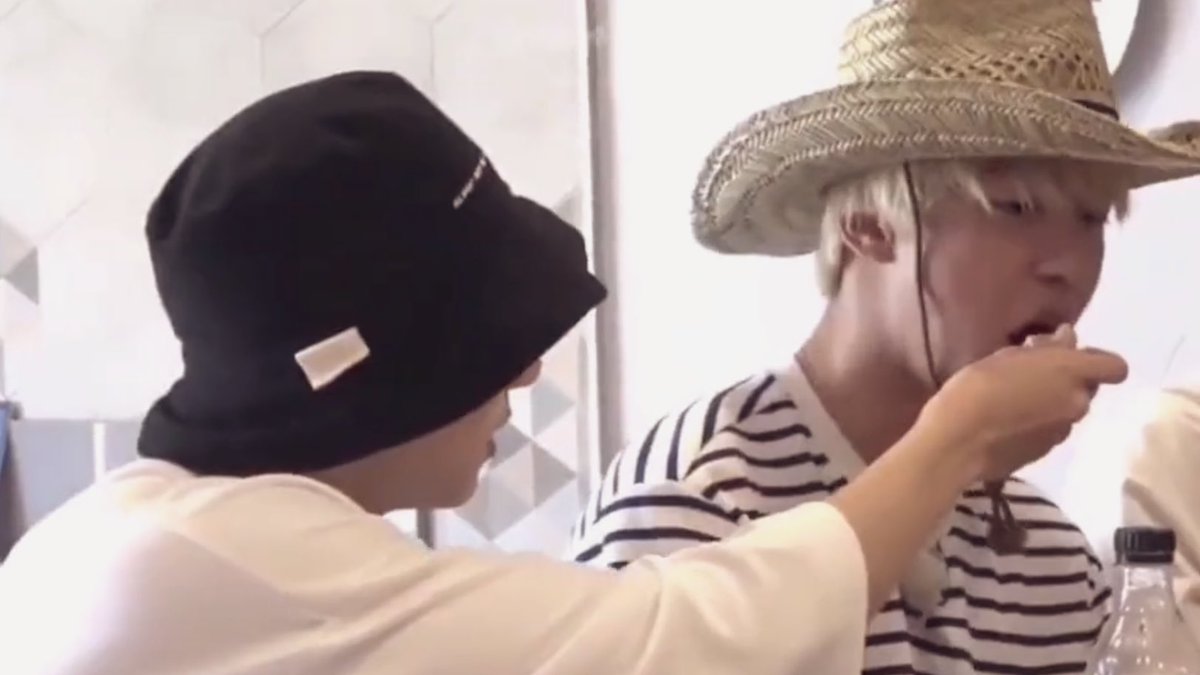 robmerlynn's tweet photo. Jinkook and their never ending story about ice cream. 
(A thread)
#jinkook #kookjin https://t.co/XXvmNLU3Pt