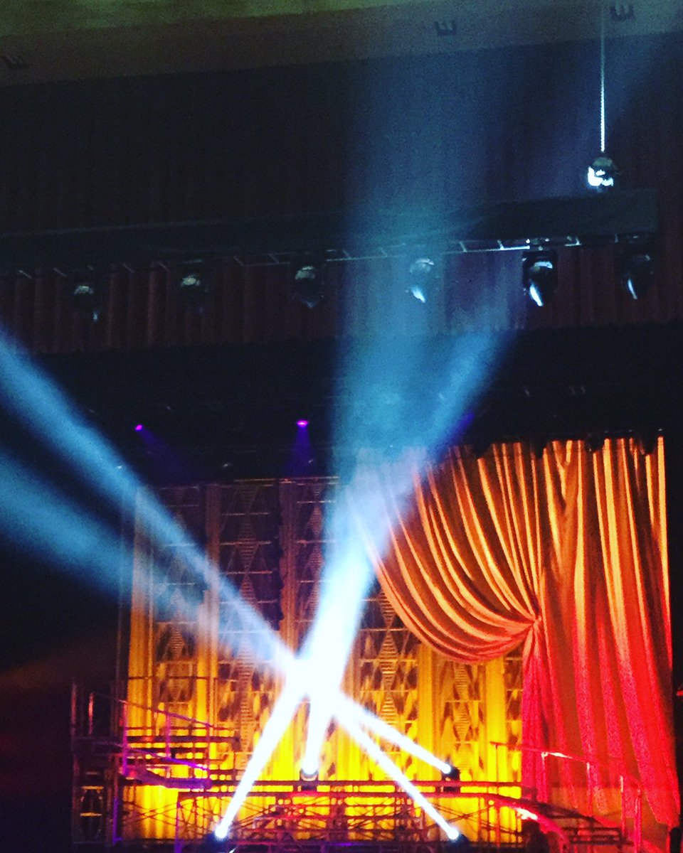 Saw <a href="/DWTSLiveTour/">Dancing with the Stars: LIVE!</a> for the first time last night and I loved it so much!!😃❤️⭐️ <a href="/Dance10Alan/">Alan Bersten</a> <a href="/BrittBStewart/">Britt Stewart</a> <a href="/EmmaSlaterDance/">Emma Slater</a> <a href="/Gleb_Savchenko/">GLEB SAVCHENKO</a> @GabrielaWindey <a href="/SashaFarber/">Sasha Farber</a>