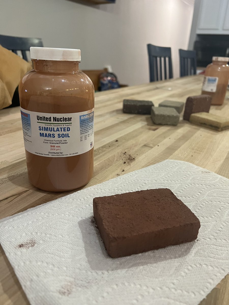 AECTearthblock's tweet photo. AECT just produced the galaxy’s first viable building block made 100% from material found on Mars! https://t.co/0FLpvQnJvX