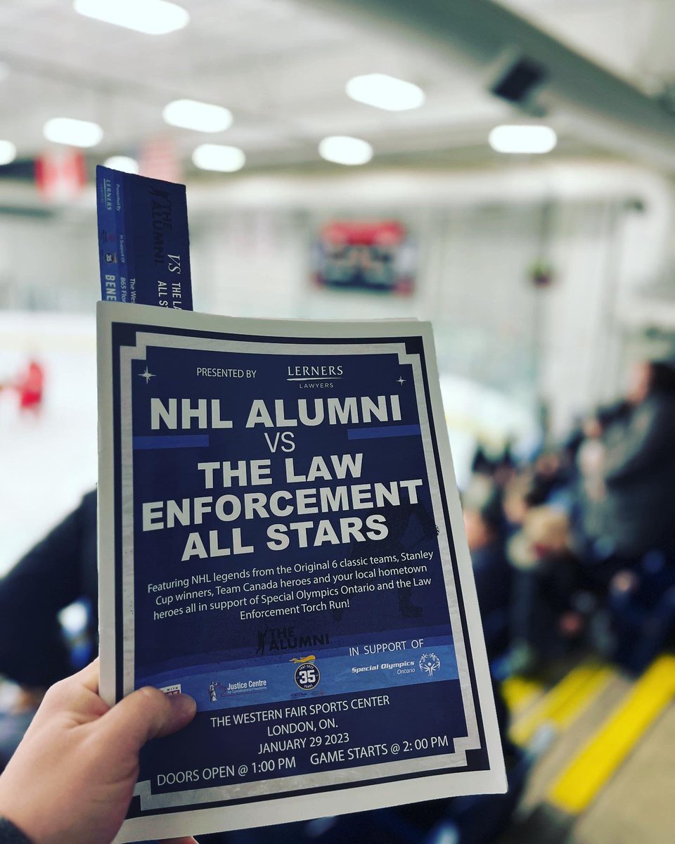 ChuckBailey84's tweet photo. Thank you @karenisimpson @LernersLLP for a great day at the rink. Tons of fun watching @lpsmediaoffice take on the NHL Alumni. @NHLAlumni @WesternFair @NHL @SpecialOlympics https://t.co/QDkWOtsAeb