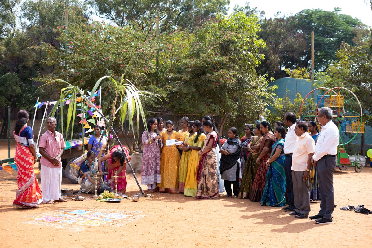 subbiahcentral1's tweet photo. We had a proper #pongalcelebration this year-round at #subbiahcentralschool. We thank our students, parents, patrons, teachers, & non-teaching faculty for their sincere support #leadership #bestschoolintirupur #socialandemotionallearning #RankHolders #SportsAchiever #CBSEschool https://t.co/SUB9YJmiBZ