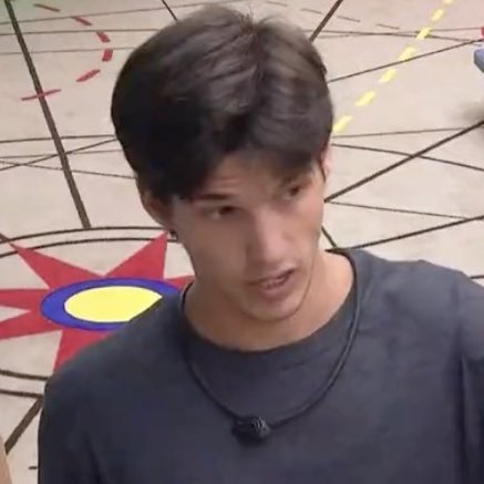 choquei's tweet photo. Gabriel: “Eu tô com ânsia” #BBB23 
Domitila: “Eu tô com ânsia de vc há dias” https://t.co/6wPxqfQdhY