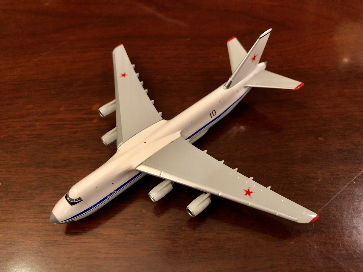 New members are now joining the USSR squadron. 
