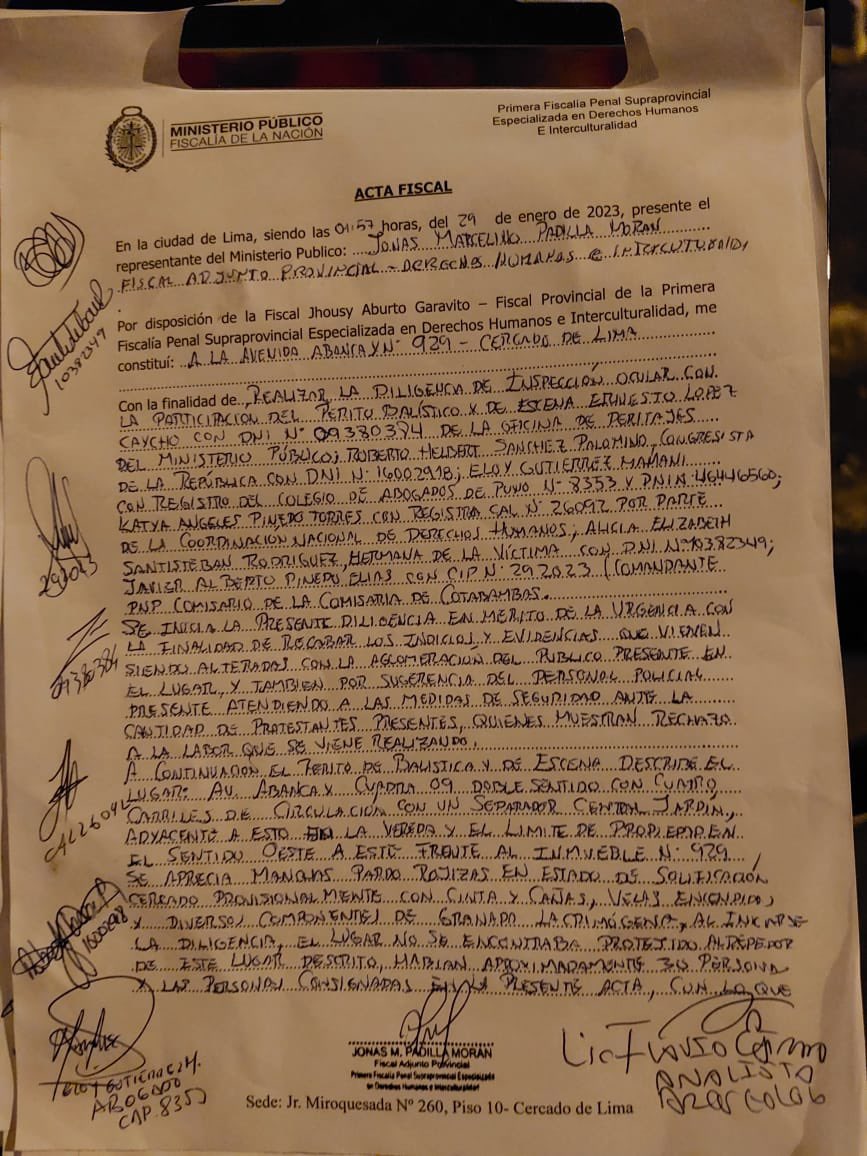 julianaoxenford's tweet image. Aquí documento completo del acta fiscal con perito balístico. Las pruebas: