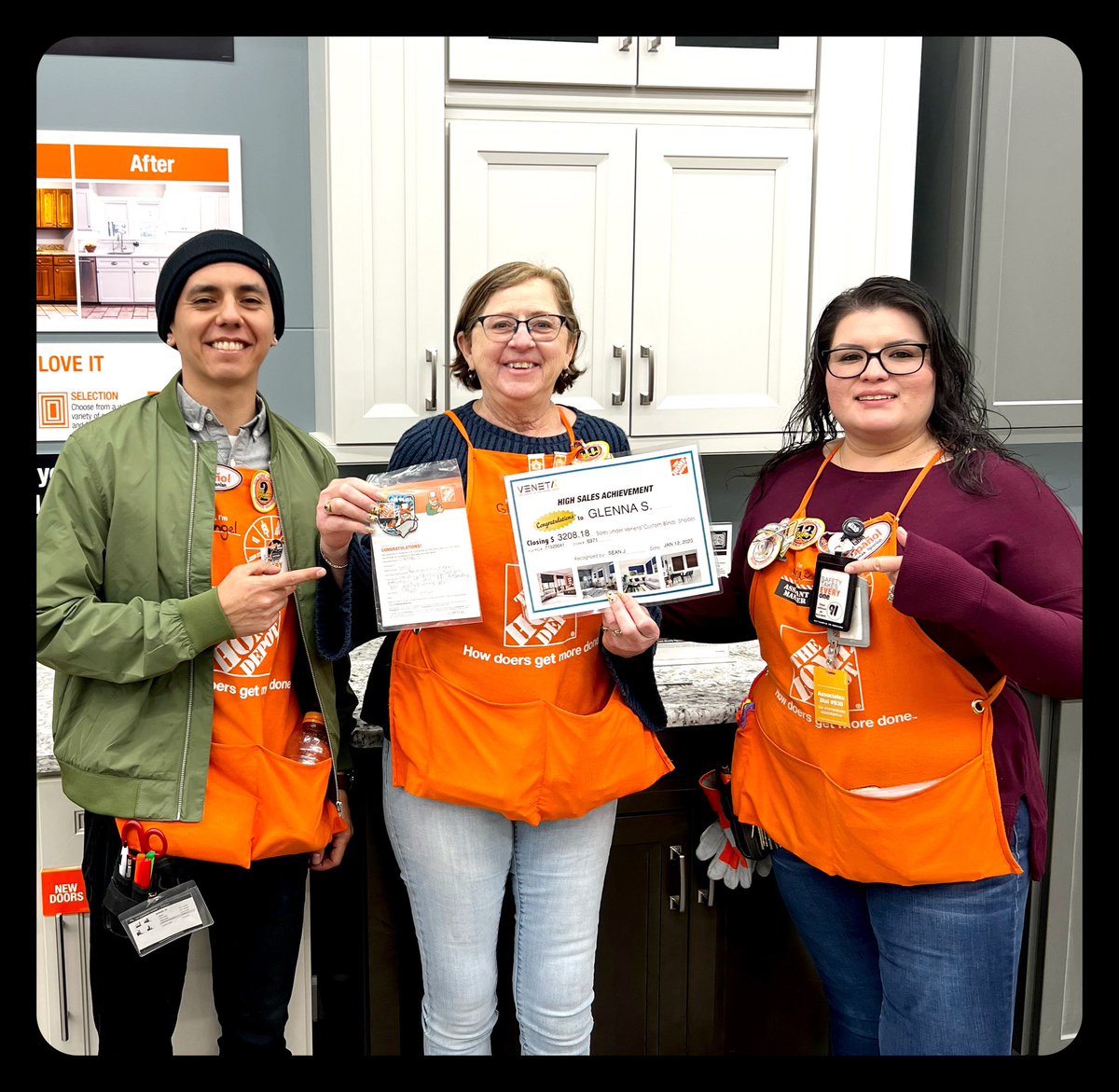 0667_OASM's tweet photo. 🚨Homer Alert 🚨 Great job Glenna Highest Sale Achievement!! Thank you for all that you do!! #teamyucca @HD8526 @kellie69331611 @MariaMASM6971 @Billlay6971 @josephgarciathd https://t.co/9CpYdTfL3P