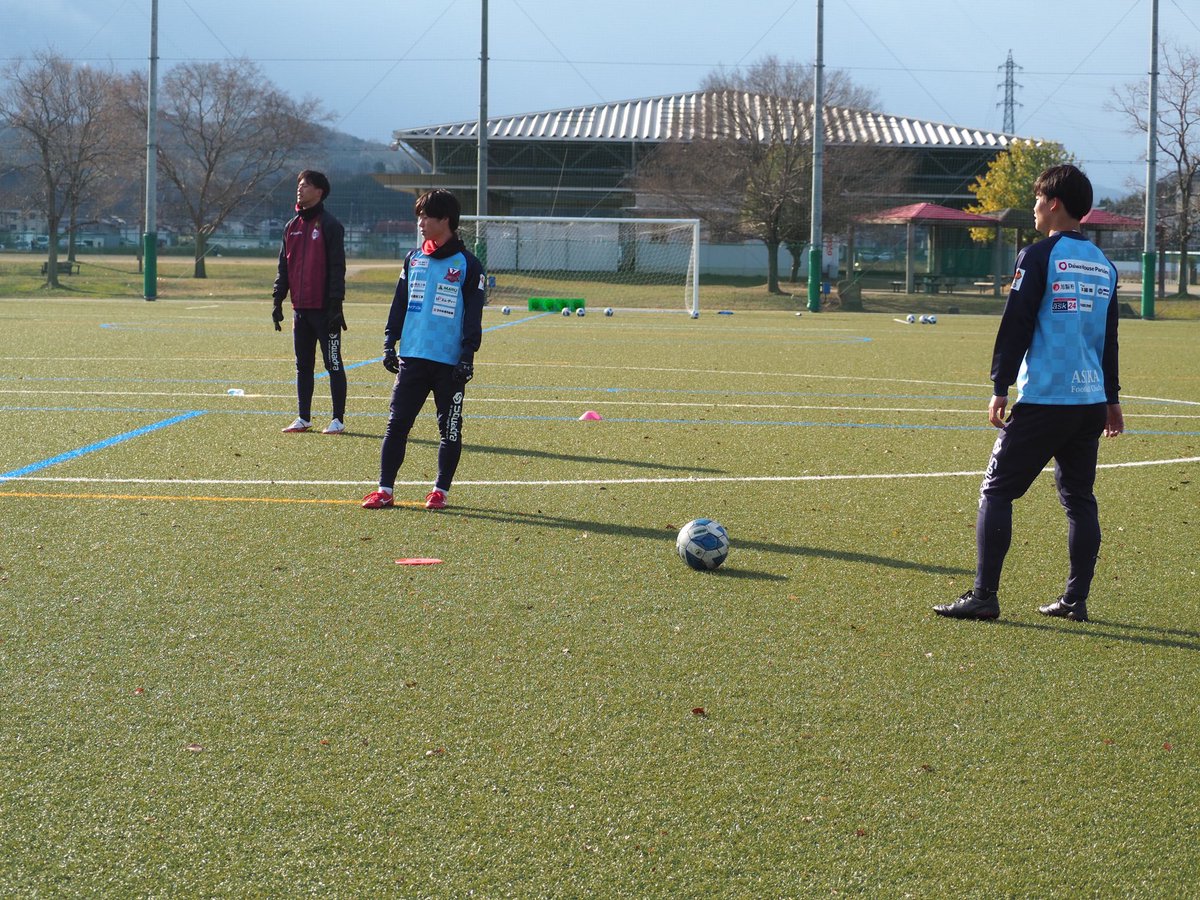 PORVENIRASUKA's tweet photo. トレーニングの様子📸

#飛鳥FC
#飛鳥フットボールクラブ
#ポルベニル https://t.co/a2YVzqoycH