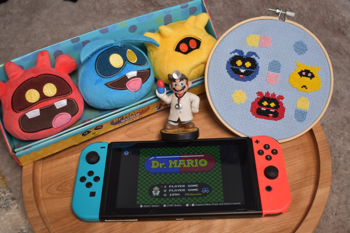 #NintendoSwitch #virus 
I enjoy playing Dr. Mario and listening to the Chill/Fever song before bed time.
sugarbplays.etsy.com/listing/104531…
(Do it yourself beginner friendly Dr.mario kit)