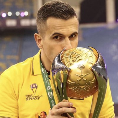 #NewProfilePic
صبااااااااااااحي والله 🥵🥵🥵🥵🥵💛