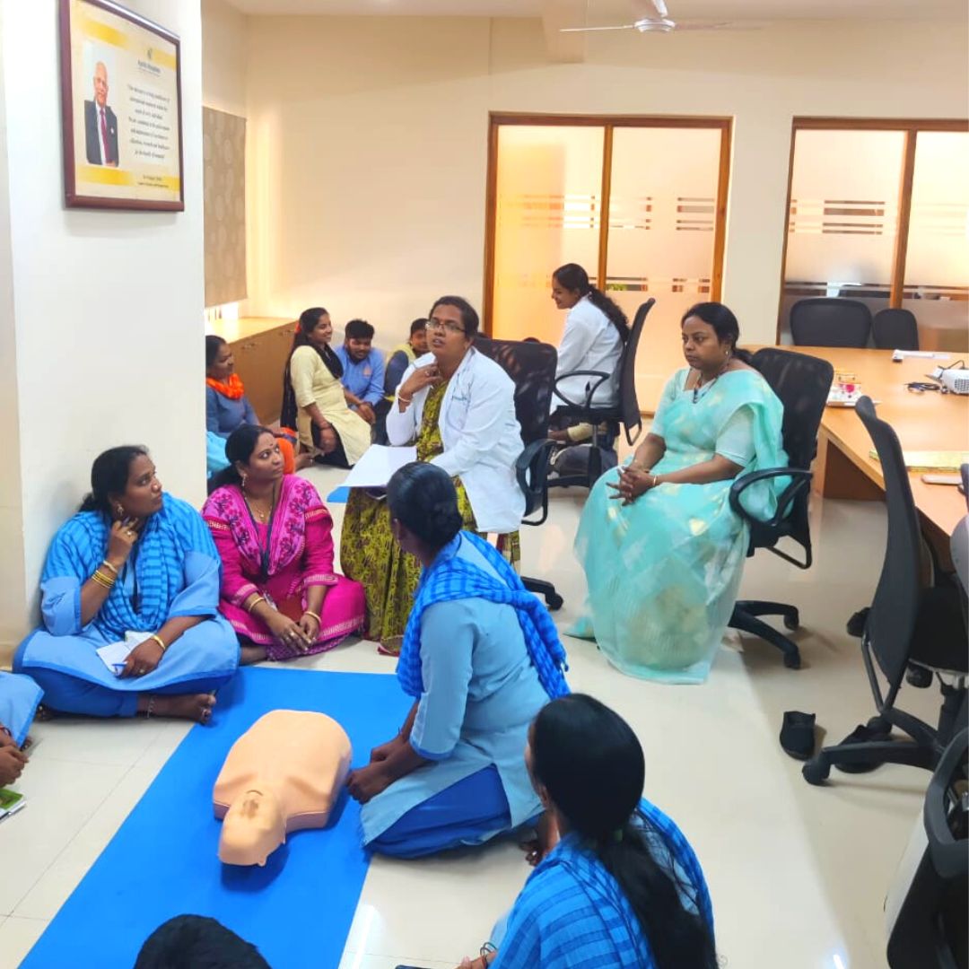 A BLS training assessment was conducted of the #TotalHealth paramedical staff and Arrjava Warriors by the Apollo Nursing College Chittoor, AIMSR. The assessment was conducted to ensure that the teams are well-versed in #BasicLifeSupport. #NGO #philanthropy