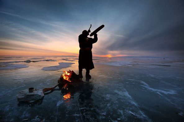 batuhan68230082's tweet photo. 🐺🦅🤘
Türk Native People-Tuva Kam(Shaman) / Sibiria
#Türk #Török #Tuvan #Türkic #HajraTuran #siberia #Altaic #roots
#Shamanism #Tengri #Shaman #Kam #Pagan #Native #Altai https://t.co/bKWd9DJgDr