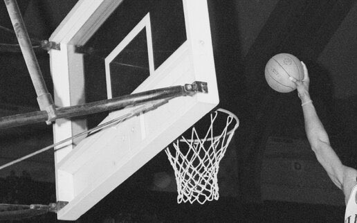 JasonDavisTV's tweet photo. OTD in 1964, Grand Avenue High in DeQuincy, LA occurred the highest scoring boys high school basketball game in American history, when Grand Avenue beat Cameron Parish's Audrey High by 211 to 29. Very little info about the game, perhaps the score tells everything you need to know https://t.co/kKOn5Nv9qa