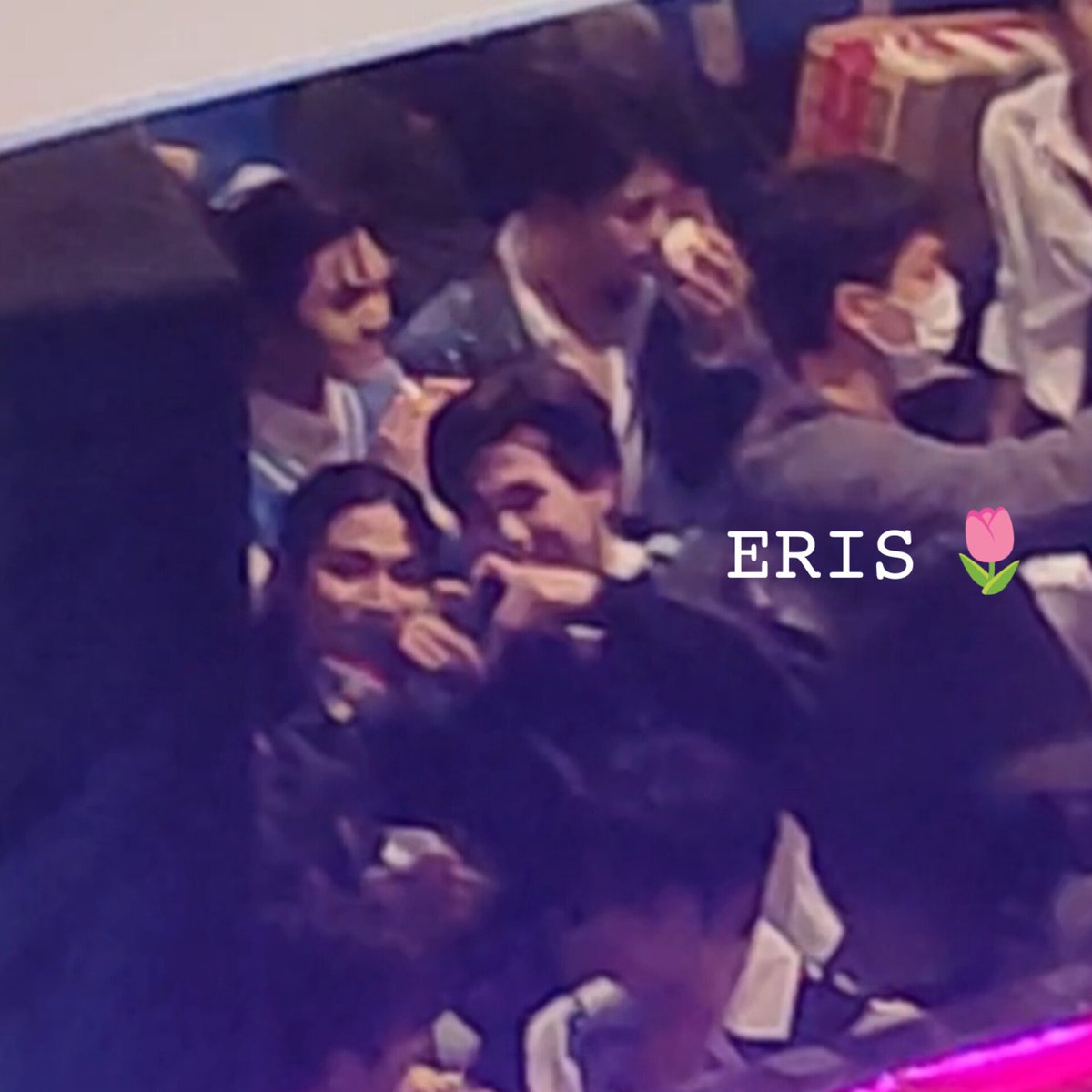 #2DREI – landian moment backstage caught on low quality 🫰🏻

Skl. Pinatawag pa talaga ako ni Ron sa during that time kahit busy ako mag video sa ex-DCs para pagselosin ako. Ang sakit na Ron, harap-harapan? 💔

P.S. pinag-iisipan ko if popost ko full fc, kiniss pa ni Drei si Ron.