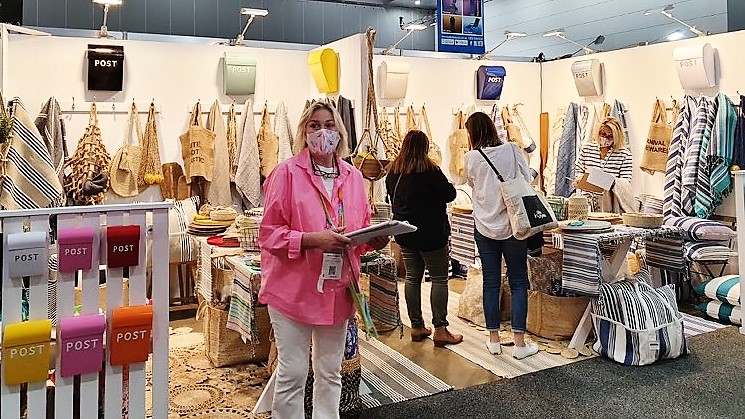 CHomewares's tweet photo. Carnival Homewares Coming to REED SYD Trade Fair🌟 - Come visit us - Stand S46! Reed Gift Fair Sydney
ICC Darling Harbour
18 - 21 February 2023

#sydtradefair2023 #reedgiftfair #fairtradejute #jutegifts #homedecor #placemats #recycledcotton #floorrugs #homewares #handmadejute https://t.co/3soSKMgcjT