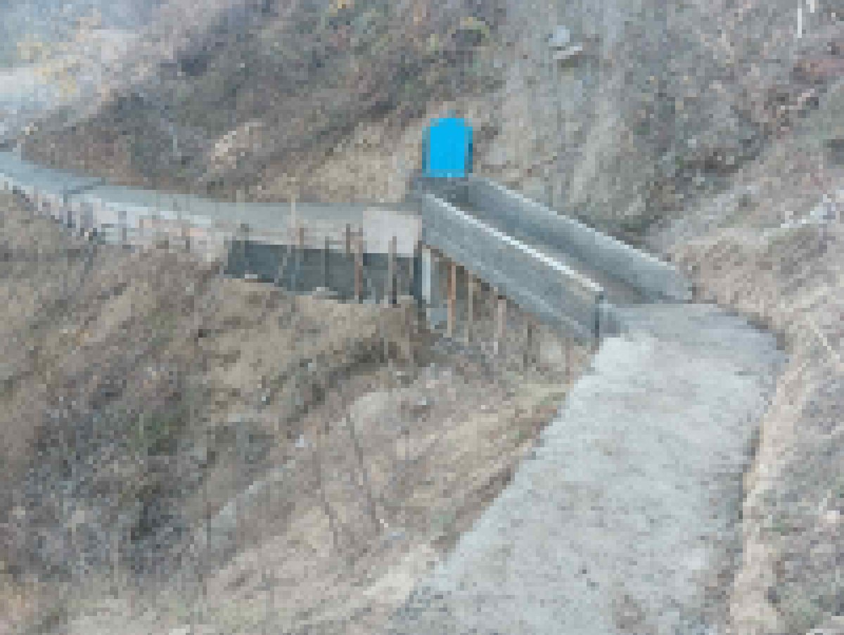 dcramban's tweet photo. #RuralDevelopmentWorks
Construction of new footbridge at Amkoot, Pyt Chamalwas Lower-B, Block Banihal. @diprjk @OfficeOfLGJandK @DrJitendraSingh @Rameshkumarias @Divcomjammu @infjammu @DailyExcelsior1 @PIBSrinagar https://t.co/frWmQkFshI