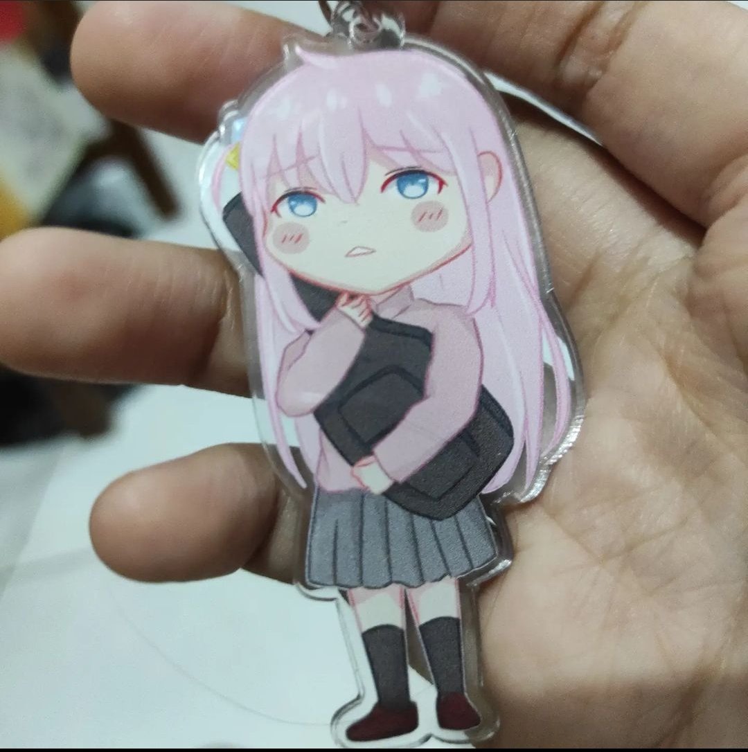 A_chanart's tweet photo. Bocchi chan keychain by ko__sa_ko chan so cute
I really like her masterpiece fanmerch so much
#animefanmerch #fanmerch #hitorigotou #BocchiTheRock #ぼっち・ざ・ろっく https://t.co/7O0TR3WW0j