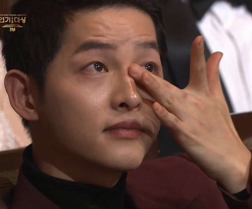 J on Twitter: “song joongki is getting married and having a child WHAT