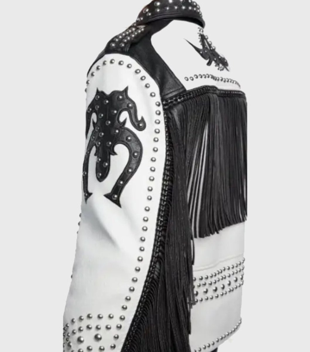 akasaleathers's tweet image. Leather Jacket Studded Men Black &amp;amp; White Studded and Fringed Motorcycle Cowhide Leather Jacket For Boys Biker Leather Jacket Men.
DM for further details and customized orders.
Buy any 2 and get 1 Free.
#studdedjacket #studdedleather #studdedleatherjacket #punk #punkfashion