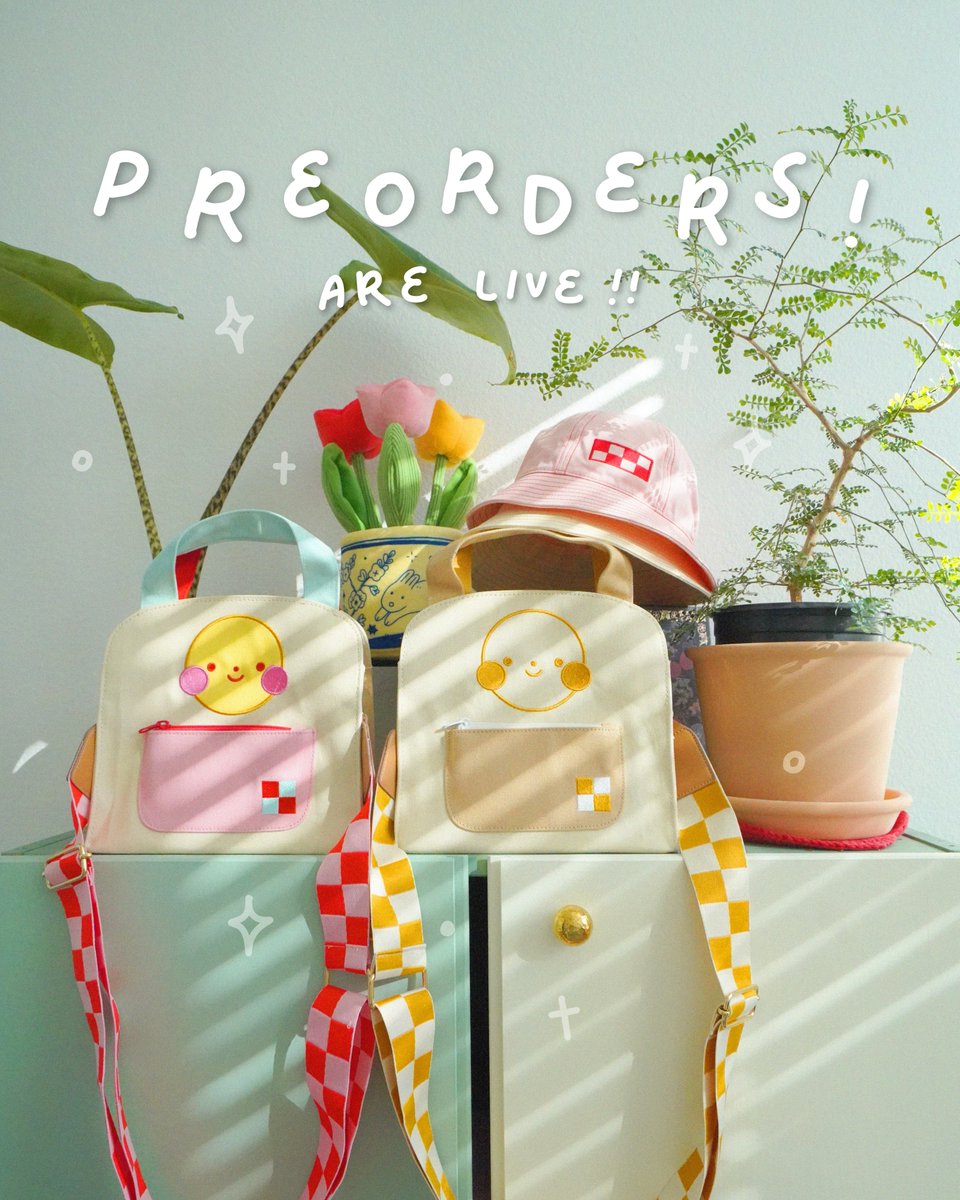 Preorders are live on my shop! Tote purses, bucket hats, and Tulip plushies! Please read the Preorder FAQ before making a purchase ;)

applecheeks.art