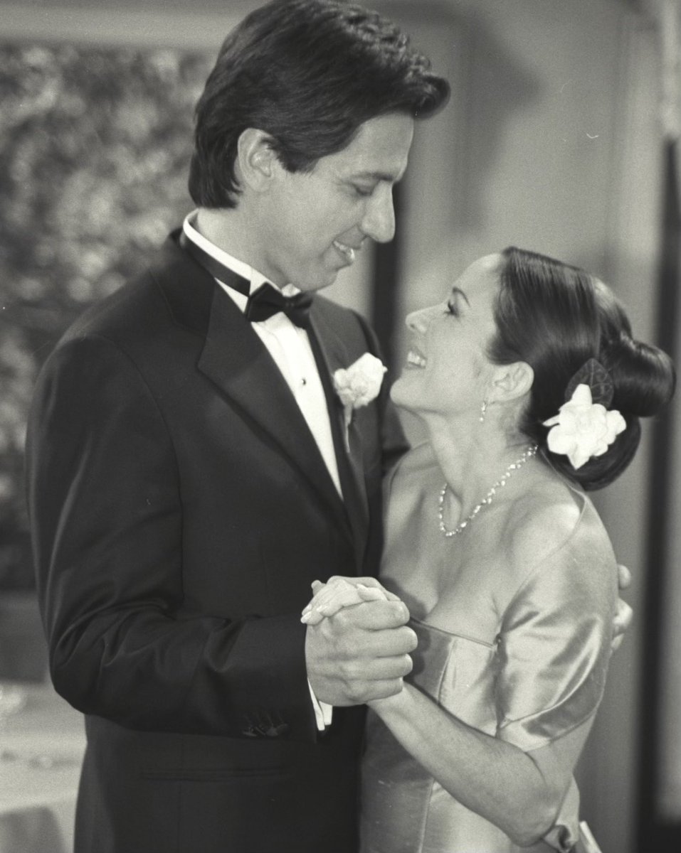 PatriciaHeaton's tweet photo. Did Instagram Live today with my pal Tom Caltobiano. Discussed many things including my hairdos on that show - and this was may favorite of all time by longtime hairdresser and friend Ralph Abalos @ChezRalphie Check out the interview! https://t.co/h8iocLjCer https://t.co/9CHO4aEAjW