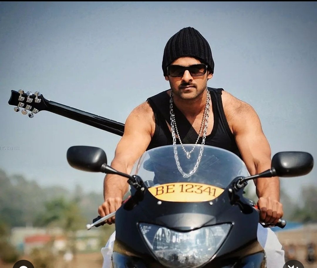 Call_me_gagan's tweet photo. @alwaysnanisai2 Endhuku ra me paruvu meere thiskovadaniki elanti polls pedtharu..๐คฆ๐๐
Raju ekkadina Raje...๐ฅ๐ฅ๐ค๐ค
#Prabhas๐ต #DontMessWithREBELS
#rajulakerajuprabhasraju https://t.co/ewVbDeGpY3