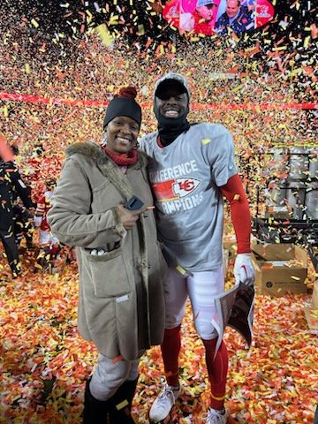 Congratulations son <a href="/JohnsonNazeeh/">NIGHTJOHN</a>! Great game!❤️💛 Super Bowl bound Baby!
<a href="/Chiefs/">Kansas City Chiefs</a> 
<a href="/JPPace2/">John Pace</a> 
<a href="/3xl/">3xL ⭐ Latex Fetishist</a>
@MillbrookFB 
<a href="/HerdFB/">Marshall Football</a>