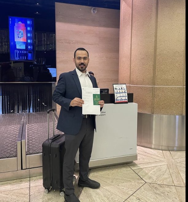 UKAmbKSA's tweet photo. اخبار رائعة: ١٥٠ الف سعودي حصلوا على التاشيرة الاليكترونية منذ اطلاق النظام في يونيو الماضي،و هذا نتيجة التزام الحكومتين السعودية و البريطانية بتطوير العلاقات الثنائية و الروابط بين الشعبين. 🇬🇧 🇸🇦 #UKVisaKSA https://t.co/yCha0FVL1N