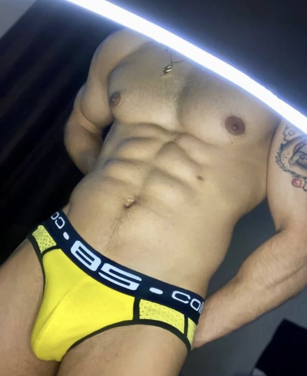 boyseductionpy's tweet photo. Llegaron nuevas prendas a nuestra tienda! Y vos te pensas quedar sin alguna de ellas? https://t.co/NY2qG20umg
