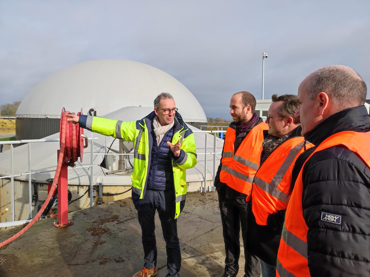 Ce matin, <a href="/RichardCHAMARET/">Richard CHAMARET</a>, Prés. Territoire <a href="/Energie_Mayenne/">Territoire d'Énergie Mayenne 💡</a> rencontrait <a href="/rolandmarion/">Roland Marion</a>, Conseiller régional <a href="/paysdelaloire/">Pays de la Loire</a>, délégué à la Transition Écologique &amp; Énergétique. Programme: développement de la méthanisation, visite de #methamaine à Meslay-du-Maine en présence de grdf
