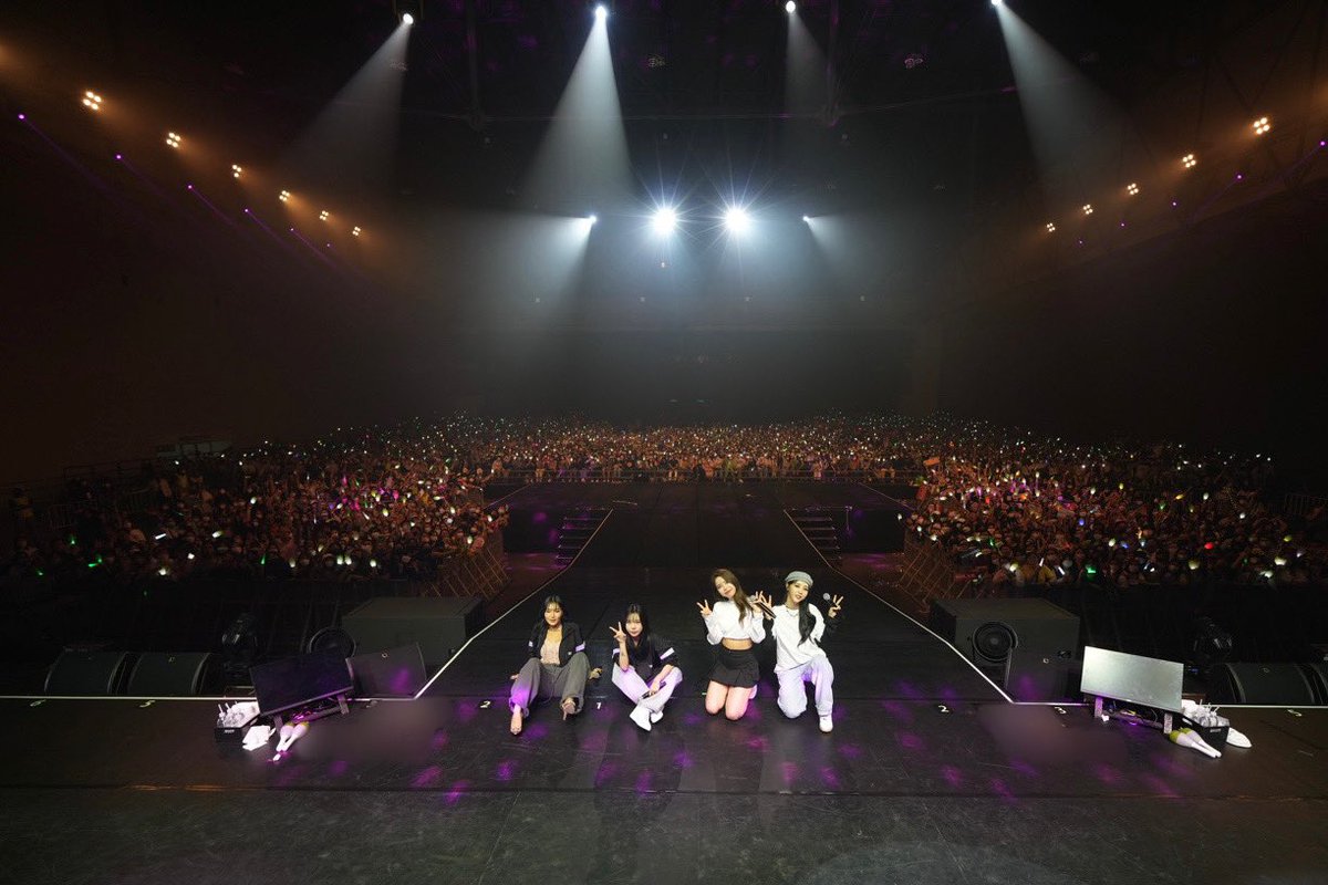 orypg3's tweet image. 26/01/2019 #HELLOMOOMOOinBangkok
29/01/2023 #MYCON_inBKK 
ได้ถ่ายรูปกัน 2 ครั้งแล้ววว ~ รอเจอครั้งต่อๆ ไปอีกนะ รีบๆ กลับมาหาด้วยน๊าาา🥰