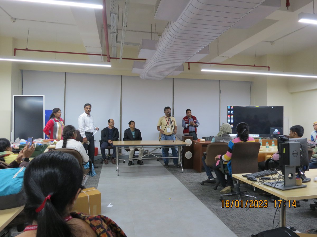 TCEConnect's tweet photo. Another #STEM #Workshop on #Experiential #Learning was conducted in #Kolkata under the #CSR initiative of Tata Consulting Engineers Limited (#TCE) #TCEndeavour in collaboration with #IISER.
51 #teachers from 28 #government #schools and one #NGO from Kolkata participated. https://t.co/6z6BIcn1xt