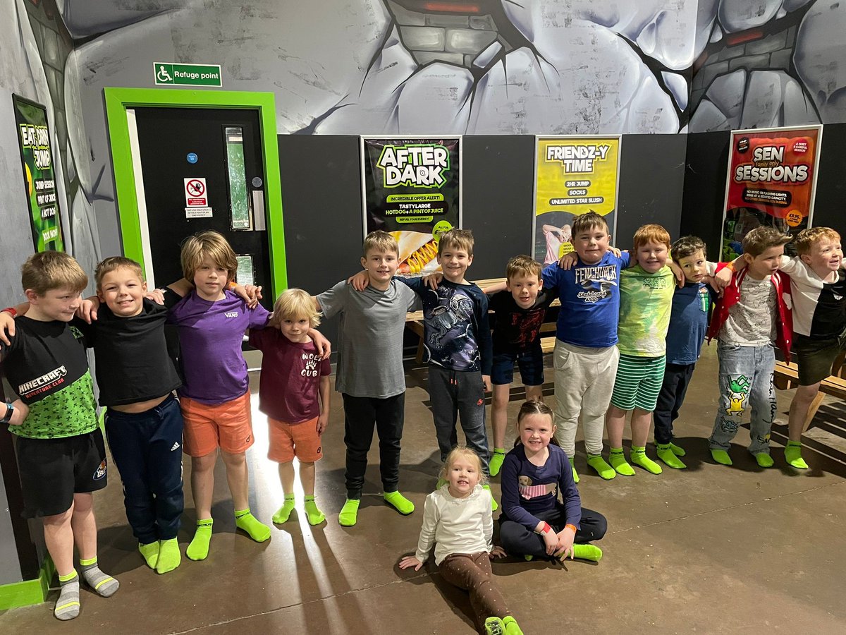 The under 8’s had a late Christmas treat this Sunday we went to Flip Out.  They all had a great time.
#exeterathleticrfc #rugbyfamily #grassrootsrugby #youthrugby <a href="/SmartBuildDevon/">Smart Build Supplies</a>  @FlipOutUK #havingfunwithfriends