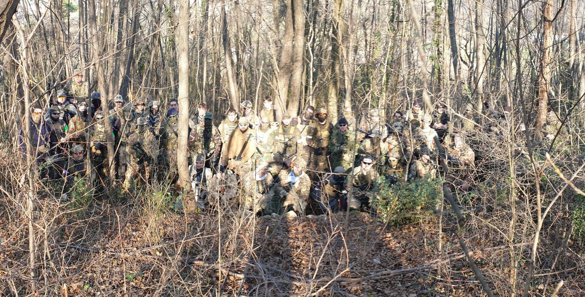 SoftairVolta's tweet photo. 1^ Tappa Campionato interno a squadre! #scientist&amp;money #softair #airsoft #Sunday https://t.co/fuLwHAJvvm
