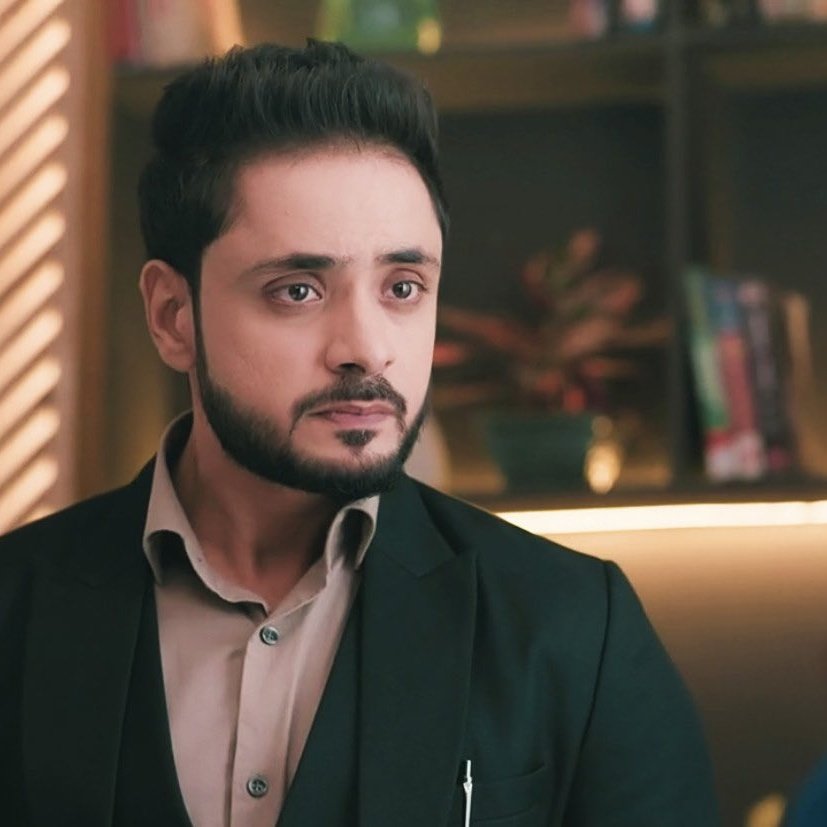 toothpastebrus's tweet photo. Binge watched all the episodes of katha, in last 4 days! My God! What a show. Amazing concept!
Aditi is just fab. Adnan is also good, just tone down your hand movement a little!
The pace of the story could have been better. Still hoping for the best.
#KathaaAnkahee https://t.co/5m5OyXTcSC