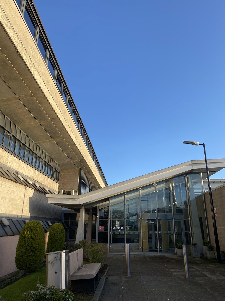 NCLStudentVoice's tweet photo. Good morning folks 😁 happy Monday 😎 it’s a beautiful day at our Cumbernauld campus ☀️🫶🏼@NCLanarkshire https://t.co/QDlMPM2WTH