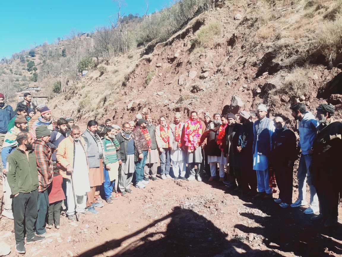 GLIMPSES FROM INAUGURATION OF NOONABANDI NAARI TO DANNA ROAD UNDER NABARD SCHEME.
ESTIMATED COST—3.80 CRORES.