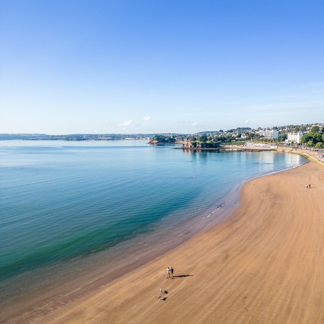 Beautiful #Beaches 🏖️ are all around us in the #EnglishRiviera 🌴 - #Devon #UK #BookDirect for lowest prices - (Diary open until Oct) >marinerstorquay.com/rooms-book-now #Family #Holiday #Travel #StormHour #London #Wales #Birmingham #Sand #traveling #Traveller #Love #Views #Essex #Kent